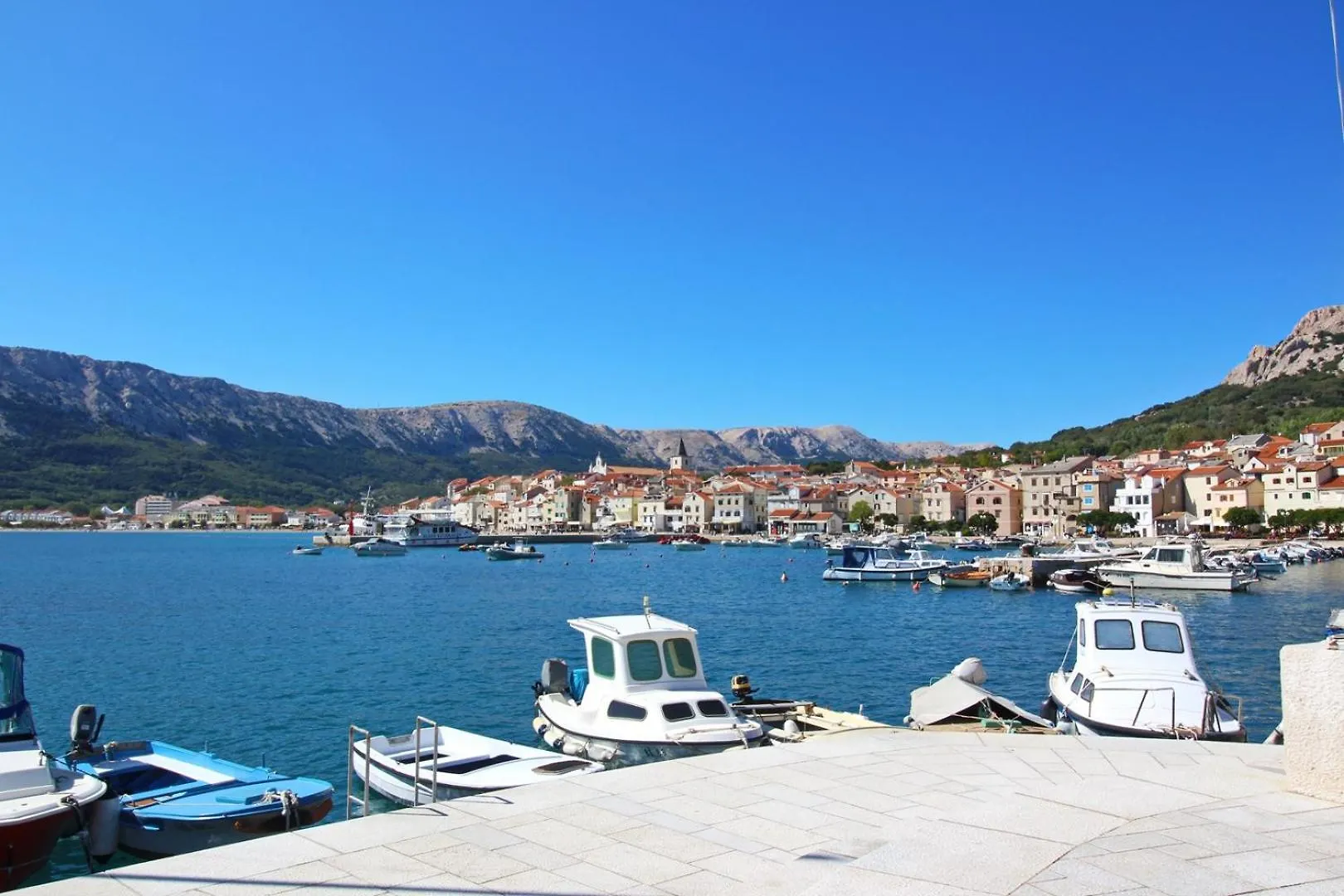 Guest house Apartments Kosec Beach Baska