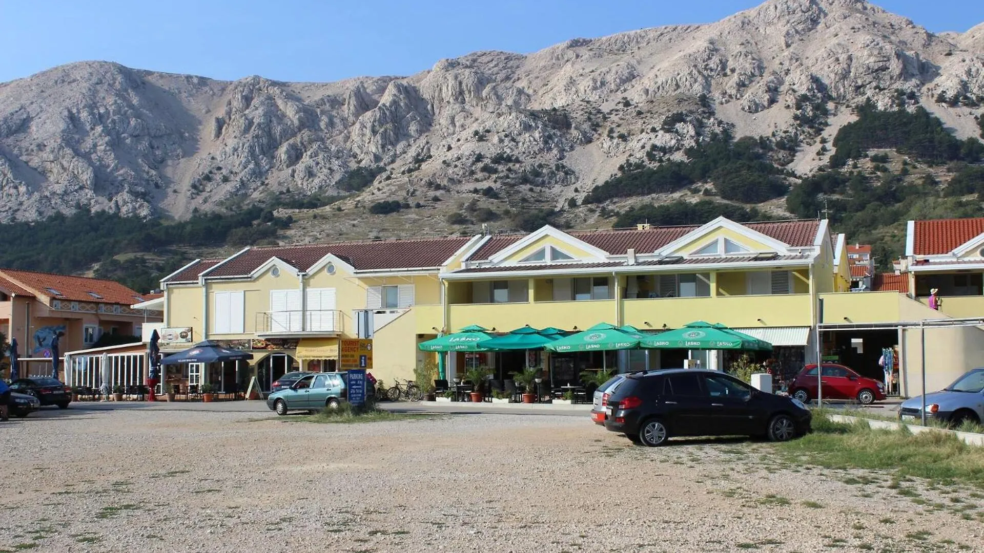 Guest house Apartments Kosec Beach Baska